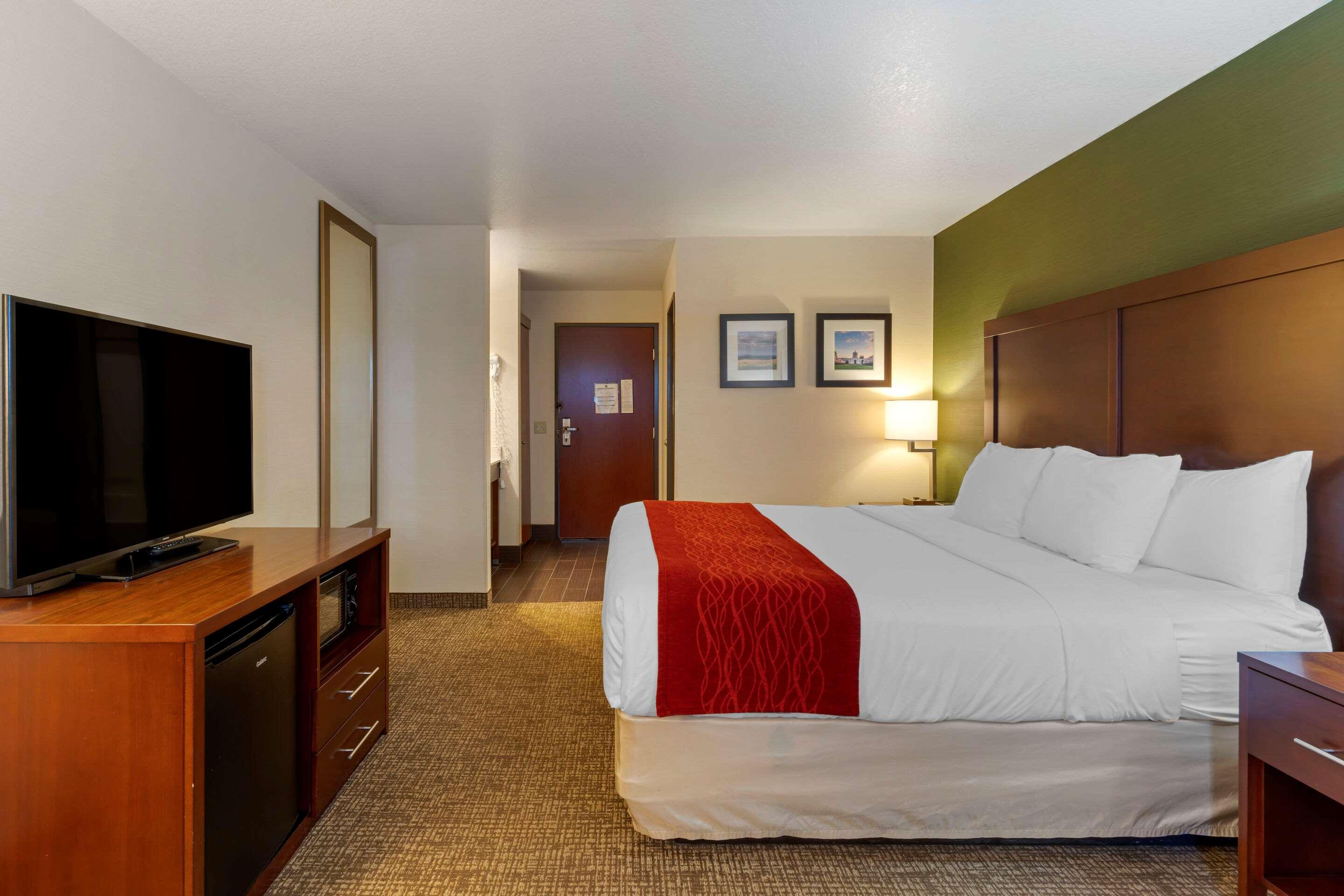 Comfort Inn & Suites Сейлем Екстер'єр фото