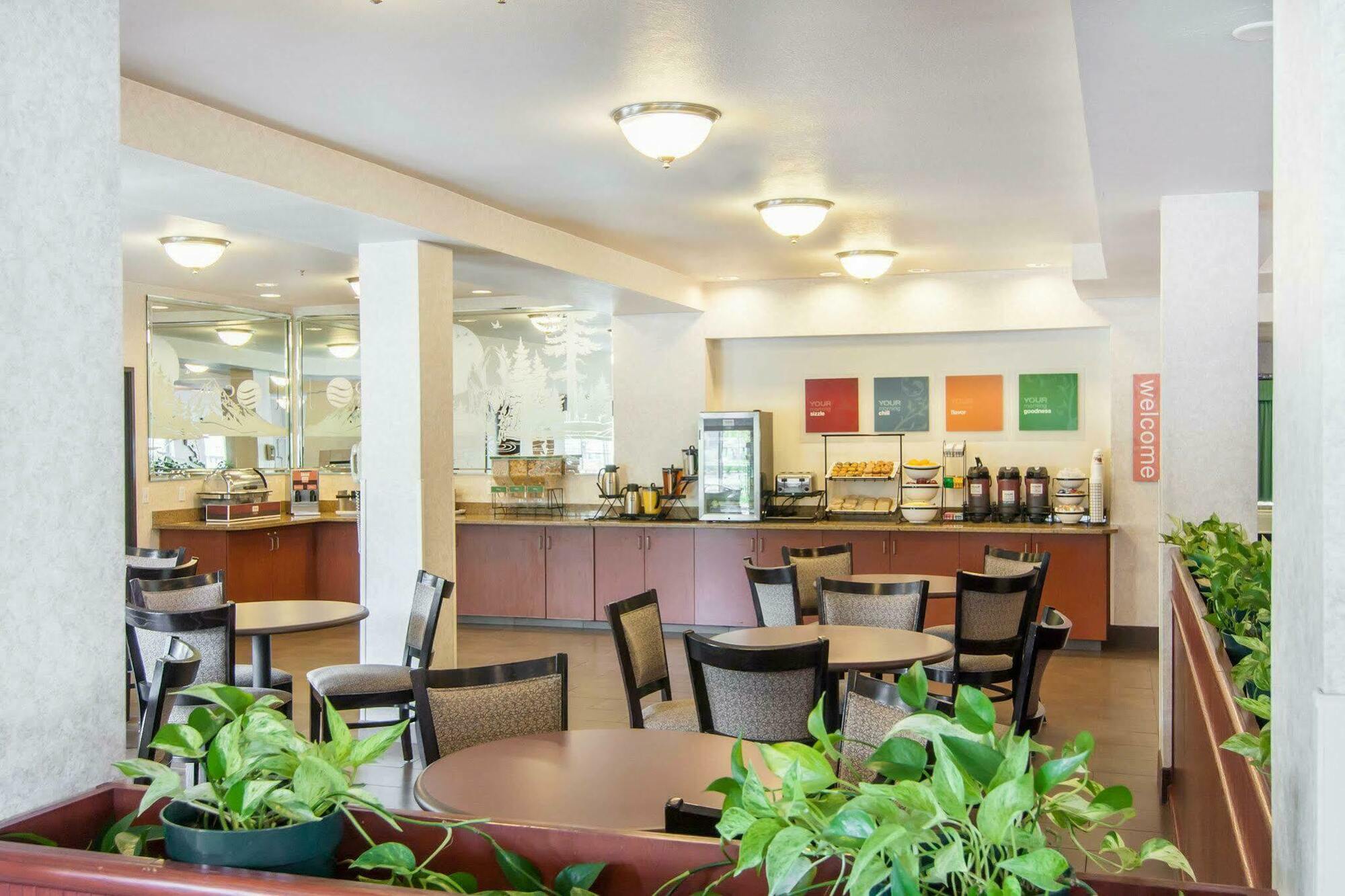 Comfort Inn & Suites Сейлем Екстер'єр фото